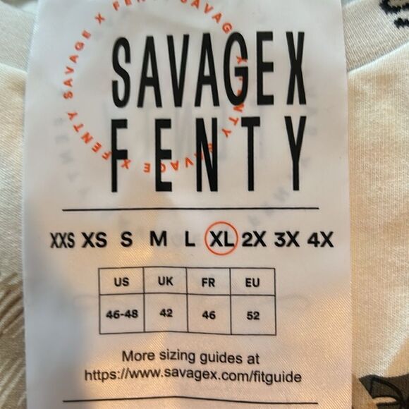 Savage X Fenty Spank Graphic Tee By Rihanna - Picture 12 of 16